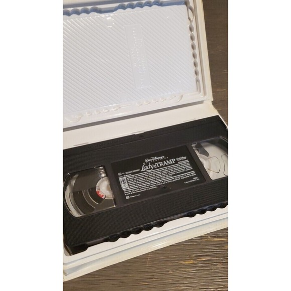 Rare Walt Disney Classic Lady and the Tramp VHS Good Condition - Picture 4 of 5